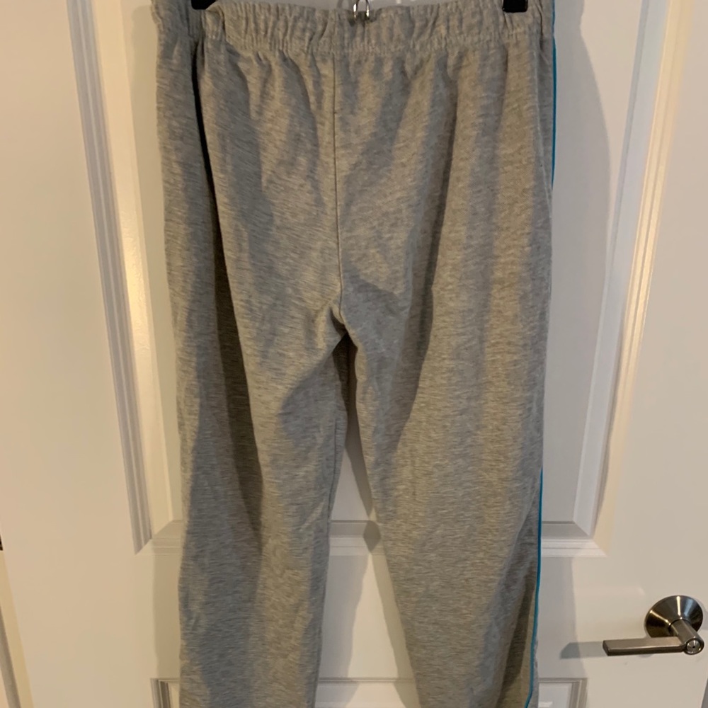 Sweatpants - Picture 4 of 6